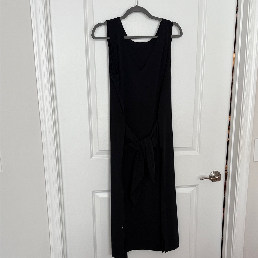 Title Nine Black Sleeveless Dress